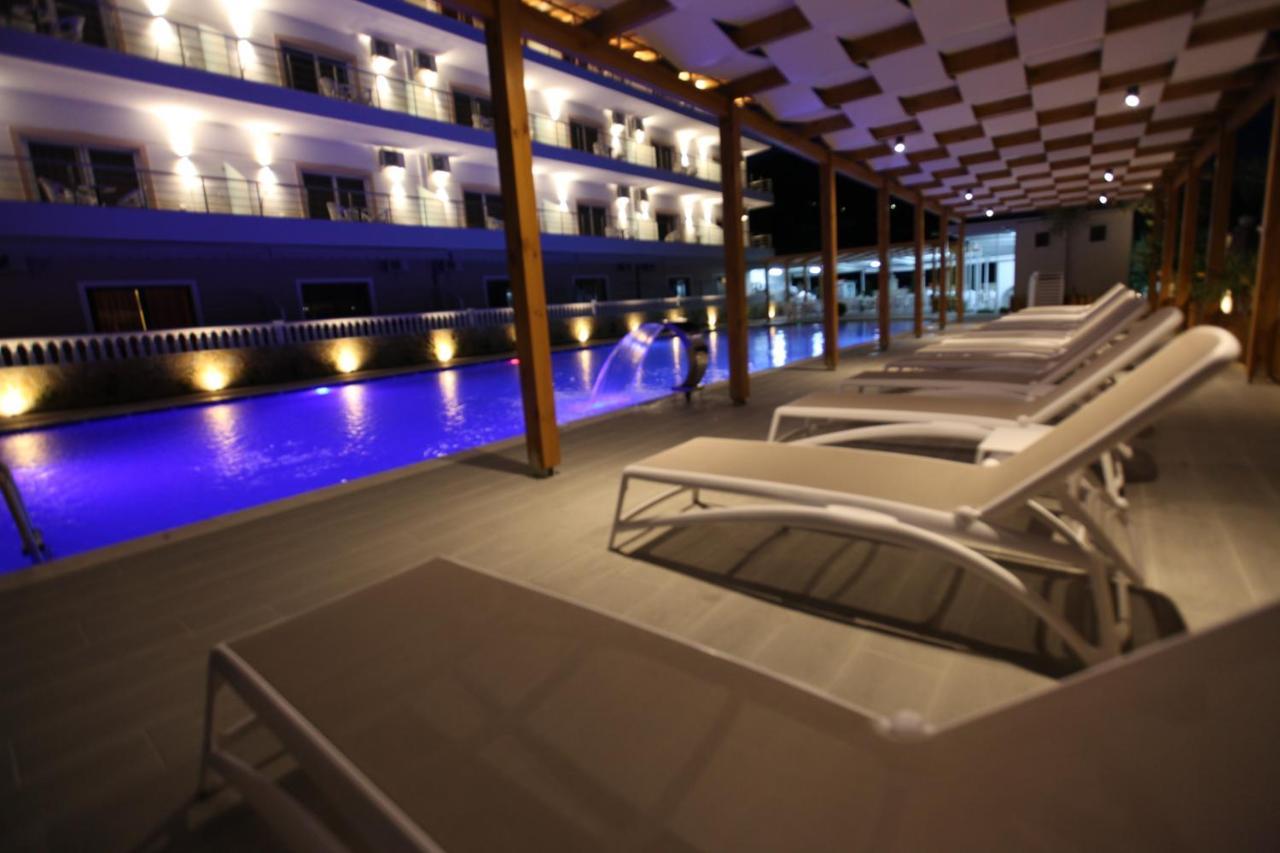 Hotel Riviera Borsh Zewnętrze zdjęcie