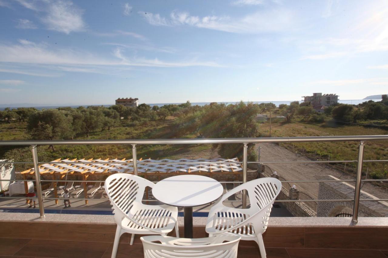 Hotel Riviera Borsh Zewnętrze zdjęcie