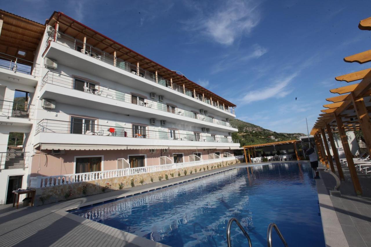 Hotel Riviera Borsh Zewnętrze zdjęcie