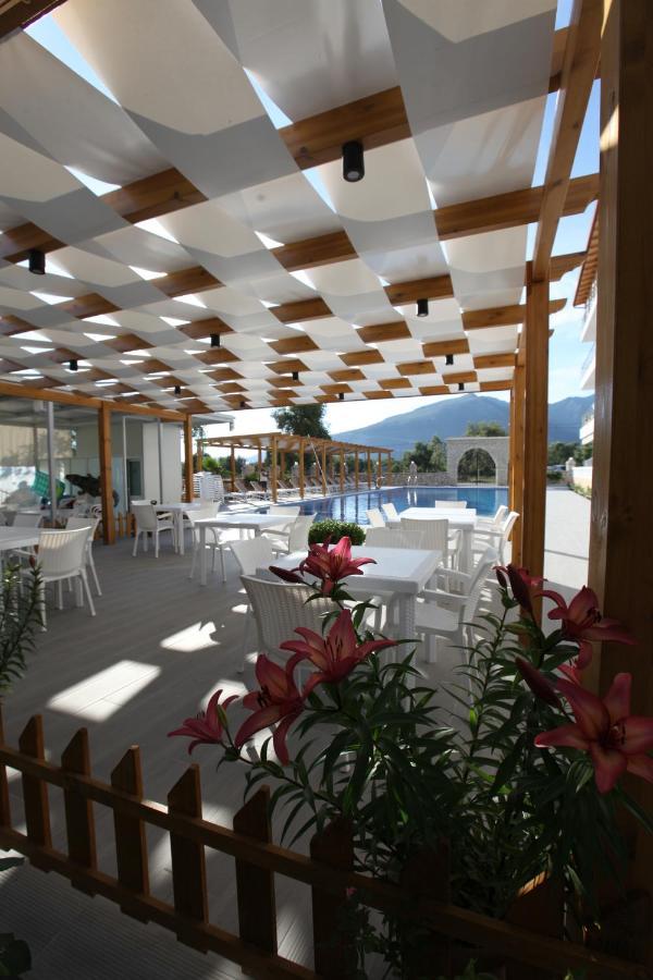 Hotel Riviera Borsh Zewnętrze zdjęcie