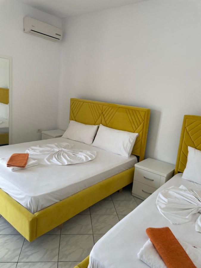 Hotel Riviera Borsh Zewnętrze zdjęcie
